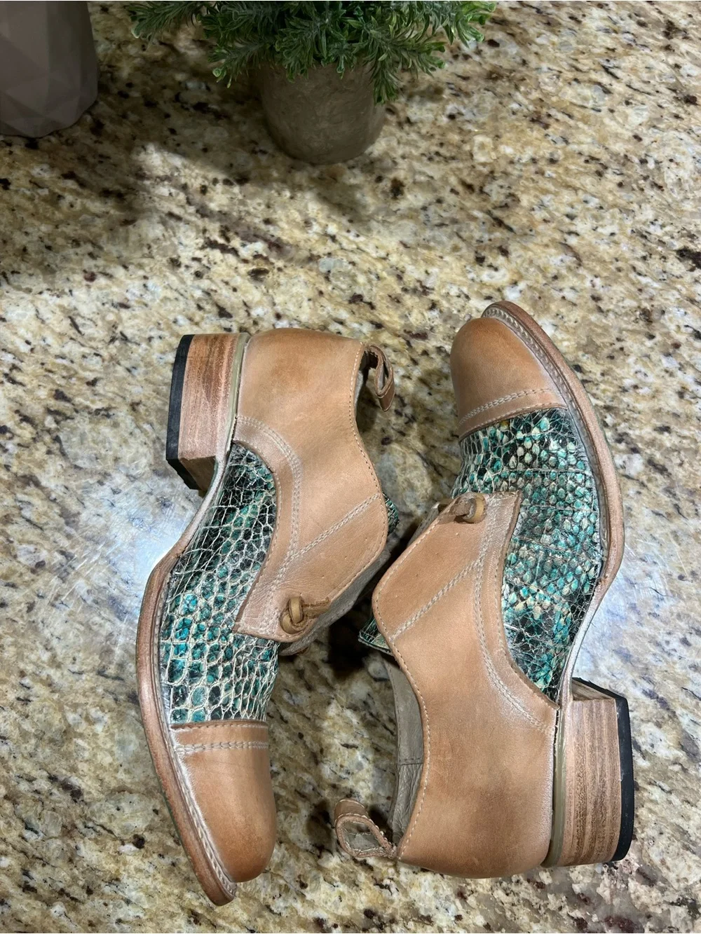 Freebird Mabel Turqouise Multi Leather Snakeskin Oxford Shoes 8